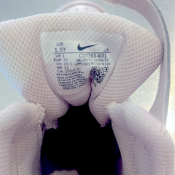 Nike girls sneakers 1.5 - Picture 4 of 5
